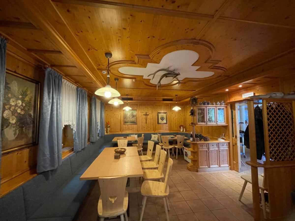 Hotel Larch Кампо-ді-Тренс Екстер'єр фото